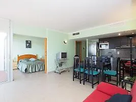 Apartment Cap Mestral Roses 0*,